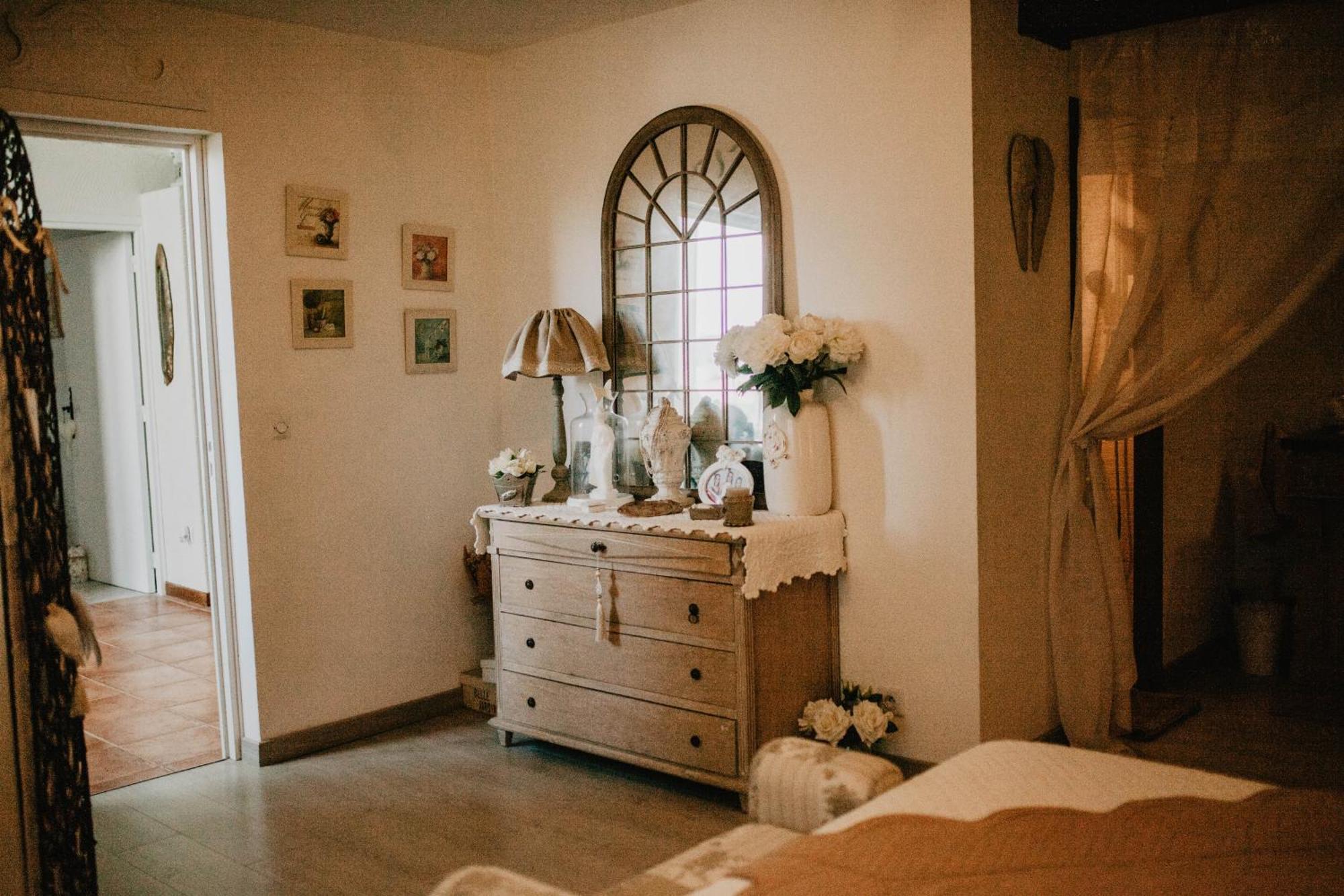 Bed and Breakfast Chez Geraldine Montels  Экстерьер фото